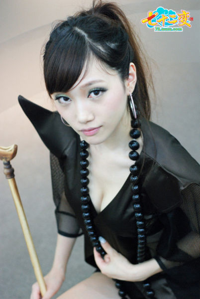 ��ʮ����COSɳɮ��Сѩshow girl