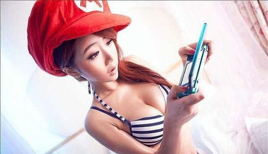 <em>童颜巨乳</em>宅女女神夏小薇魅力写真_网络游戏_