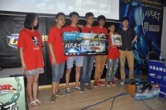 GTL2013西南区决赛 09助阵电子科大再称王-D