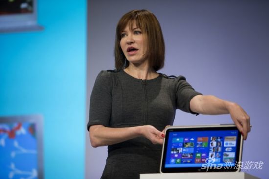 Julie Larson-Greenչʾ΢ҵϵͳWindows 8(ͼƬԴBloomberg)