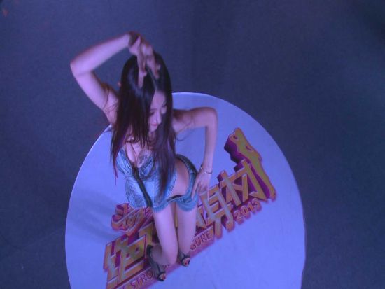 斗舞派绝对好身材搔首弄姿招招销魂_网络游戏