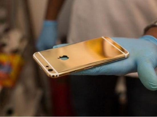 一部24K黄金版iPhone 6的诞生过程