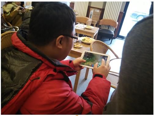 360传奇玩家见面会 798艺术区美女云集