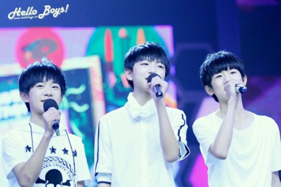 00ഺTFBOYS