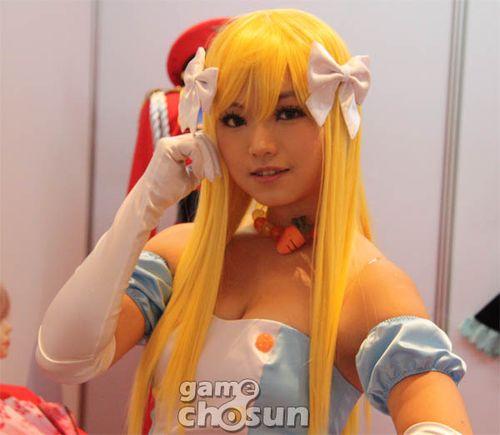 ���۸� ��������ϷCOSplay�ڶ�ͼ��