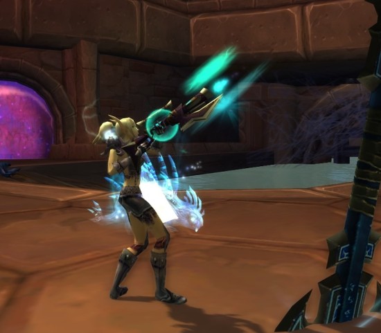 [陀螺平衡氪金重枪]这把枪应该是差不多的