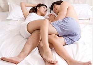  Sleeping position reveals the relationship between husband and wife