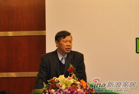 中国林科院木材工业研究所所长叶克林