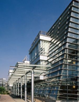 浦东龙东大道张江商圈上海集电港租金3元_标