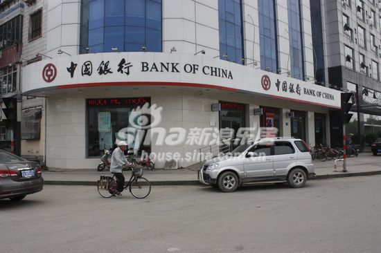 上湖名郡周边银行_点评