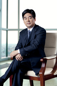 新城控股董事长王振华