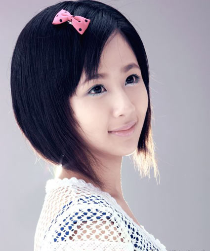 《<em>家有儿女</em>》小雪初长成 宁丹琳秀<em>性感</em>女人照