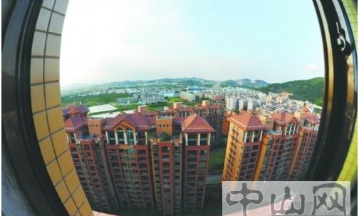 5年来,我市楼价几乎涨了一倍。记者文智诚摄 5年来,我市楼价几乎涨了一倍。记者文智诚摄