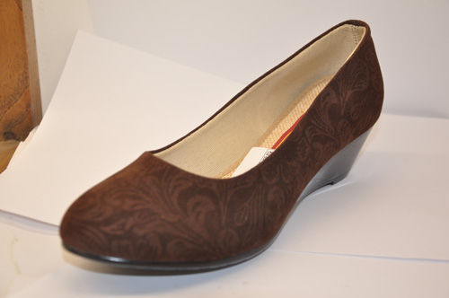 招商加盟诈骗招数百变 唐人胡同布鞋加盟放心