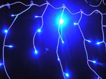 对视网膜造成损害 LED蓝光成伤眼凶手?