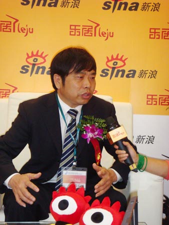 闽龙陶瓷总部陈进林:黄金周带动建材销售