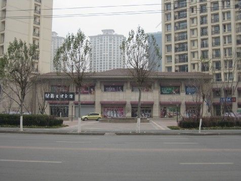 图为 碧桂园·银河城临街商铺实景拍摄