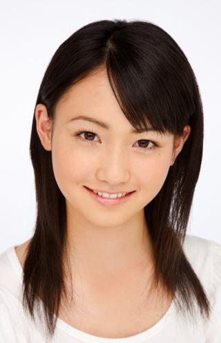 日本第一偶像桃濑美咲发行首张写真集(组图)_日