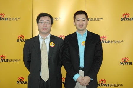 总经理陈顺(左),北京维拓时代建筑设计有限公司的副总建筑师崔伟(右)