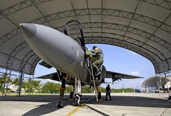 美空军现役飞机平均机龄已超过23.5年老化严重