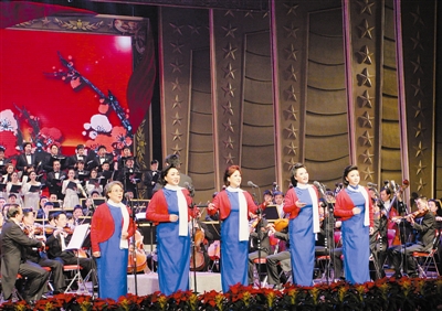 春节期间,五代"江姐"的扮演者郑慧荣,孙少兰,金曼,铁金,王莉相约走进