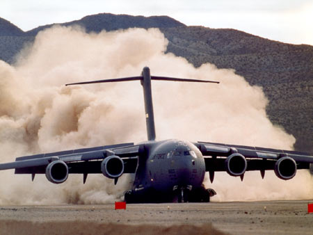 阿联酋采购C-17全球霸王运输机后勤支持及设