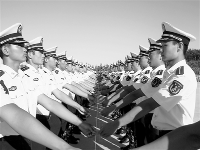 ���Ժ������չ���ѧԺ�ı��� ��4+1��ģʽ����4��Ҫ�����������  �������� ˾���� ������ ����ͨѶԱ �� �� ���ͨ