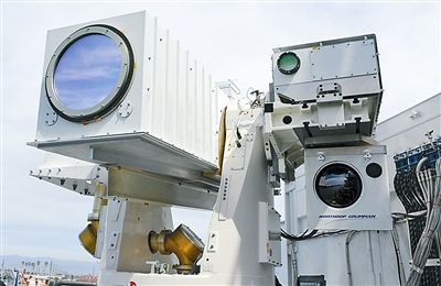 美海军新型舰载激光炮
