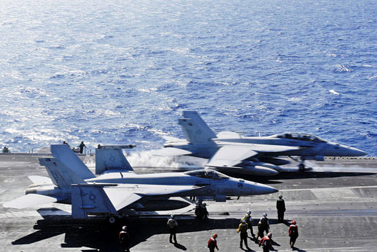 日本考虑将美军航母舰载机训练转移至<em>马毛</em>岛_