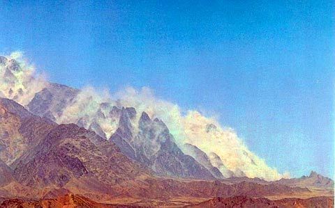 资料图：1998年巴基斯坦核试验在西部沙漠地带进行