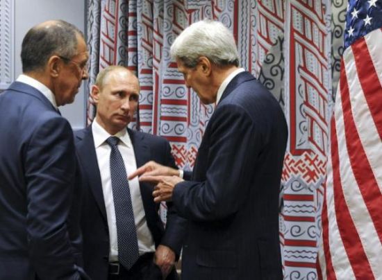 俄外长拉夫罗夫（左）、普京与克里在克里姆林宫就叙利亚问题会谈