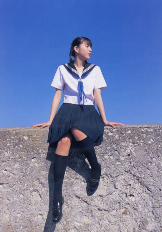 日本高中男<em>女生</em>互换<em>一天</em>校服 尝试异性角度思