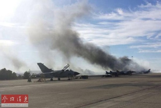 北约F-16坠毁酿惨剧：连撞数架战机数十人伤亡