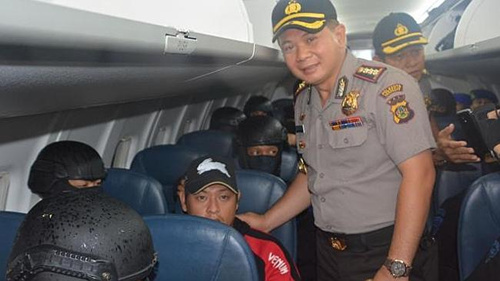 澳籍华裔毒贩在印尼等待被处决向女友求婚成功