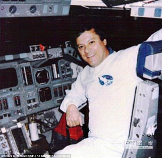 前NASA工程师称20多年前见过外星人：身高近3米