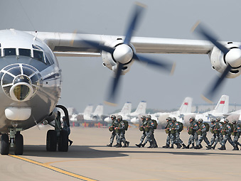 ɡ�������ع⣺��ž��ս�ʦ������ǧ�±�����ɡ