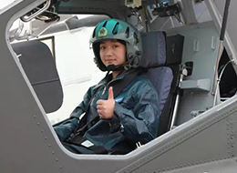 中国帅气少女开武直10