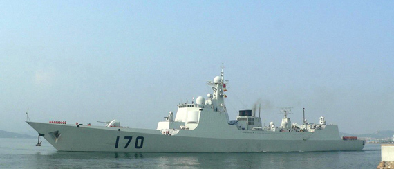 图文：中国海军170号新型防空驱逐舰出海