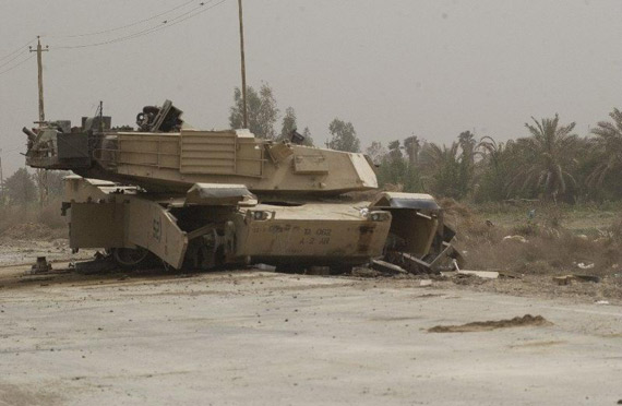圖文：伊拉克戰爭中被擊毀的美軍M1A1主戰坦克
