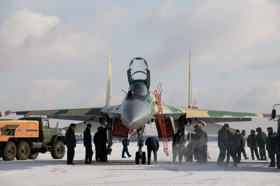 俄认为苏35性能超过美制F-18与歼11B不相上下