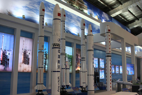 廍憛G輙各型征系列苰火箭模型