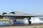  ��ʷ��һ�̣�����X-47B���˻��״�½���������