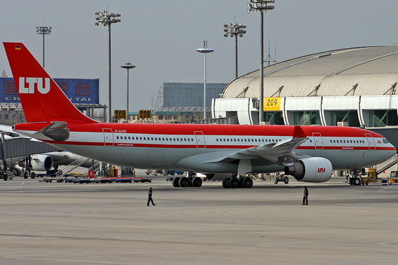 国际航协预计今年全球航空业亏损达90亿美元