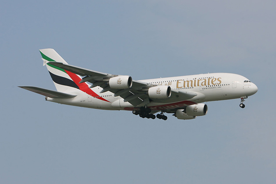 20108115ʱ13֣չ˾A380ɻڱ׶Ӱ³϶ų