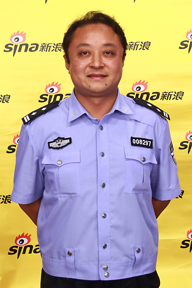 北京首都国际机场公安分局东航站区派出所副所长潘建强