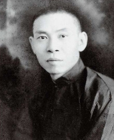 回顾<em>杜月笙的</em>一生:严禁<em>子女</em>沾染烟赌娼