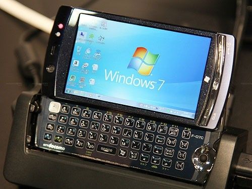 首款ATOM\/Windows7手机