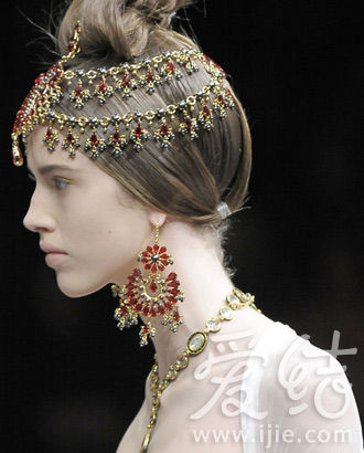 8大重点教你打造出成功的新娘发型