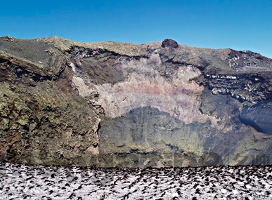 攀登活火山 维阿利亚的诱惑