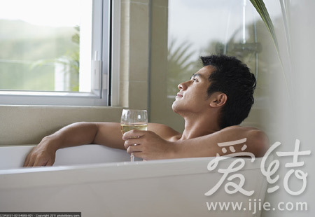 道貌岸然的男人比真花心还可怕(图)_新浪女性